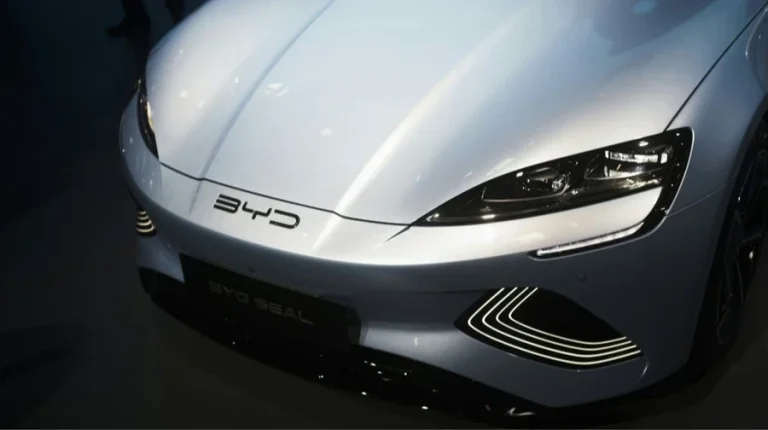 Продажі BYD зросли майже на 22% завдяки рекордному експорту