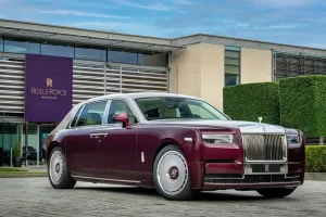 Rolls-Royce представив унікальний лімузин Phantom Hummingbird