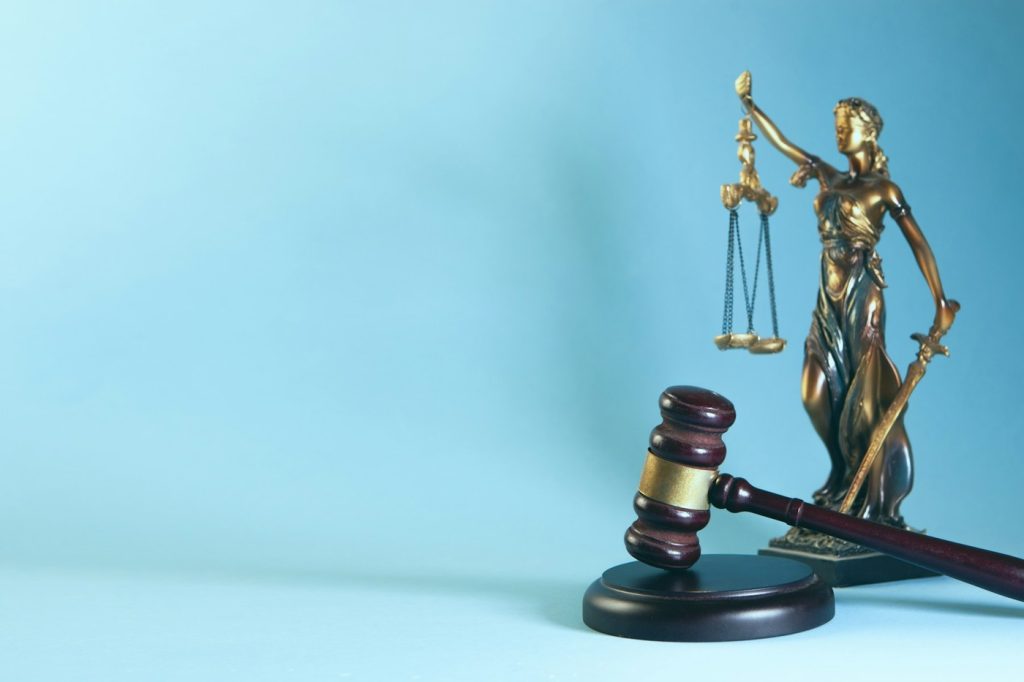 Скарга на бездіяльність слідчого: компетенція судді та зміст прохальної частини